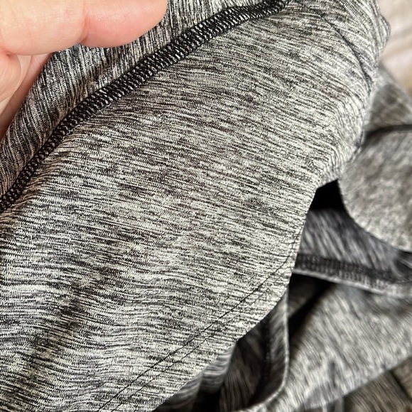 2 for 1 ADIDAS long sleeve workout tops! - Picture 5 of 6